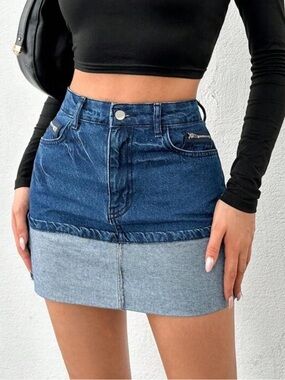 Two-Tone Denim Mini Skirt - Blue